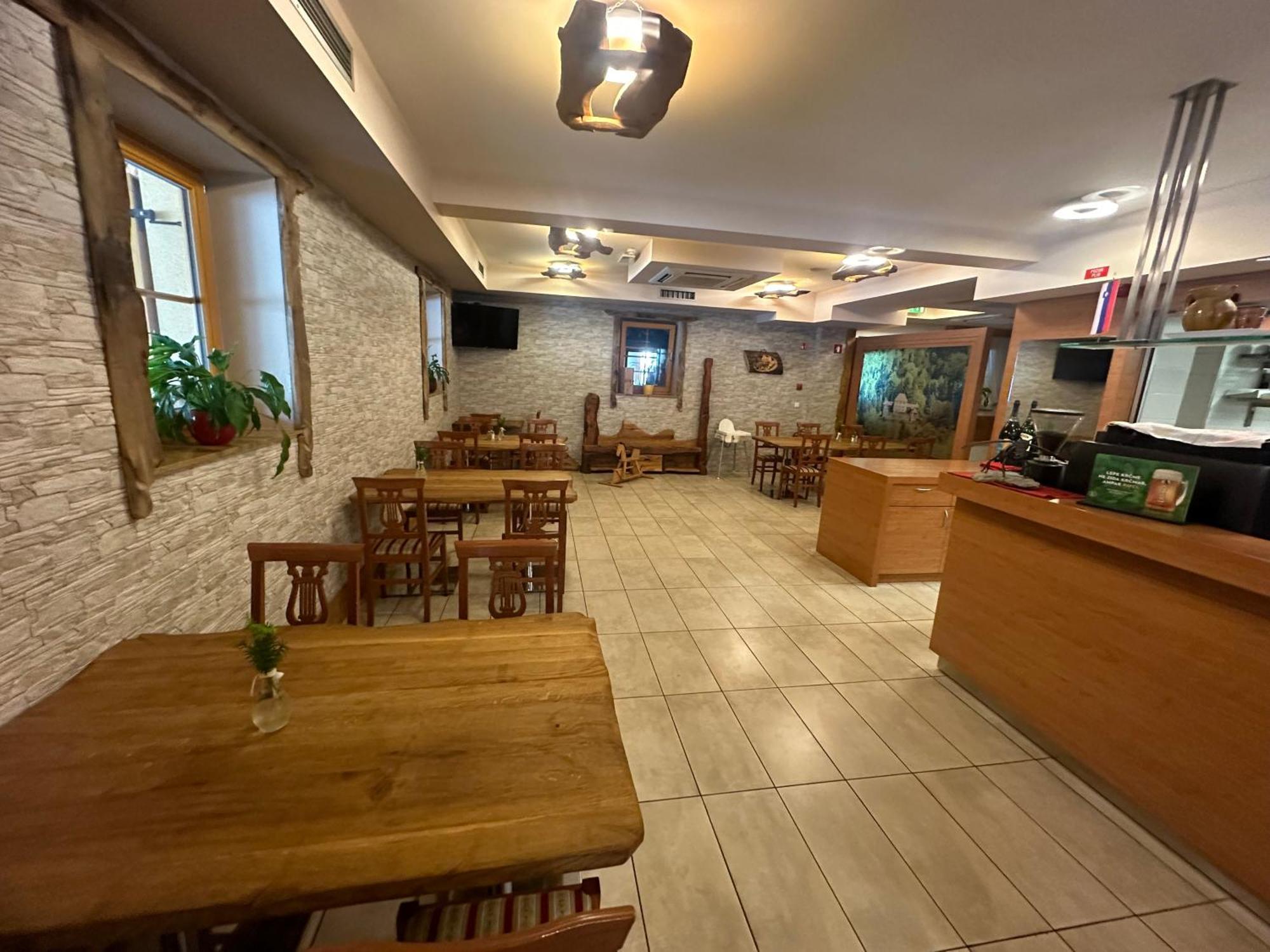 Domacija Vodnik & Apartments Cerklje na Gorenjskem Kültér fotó