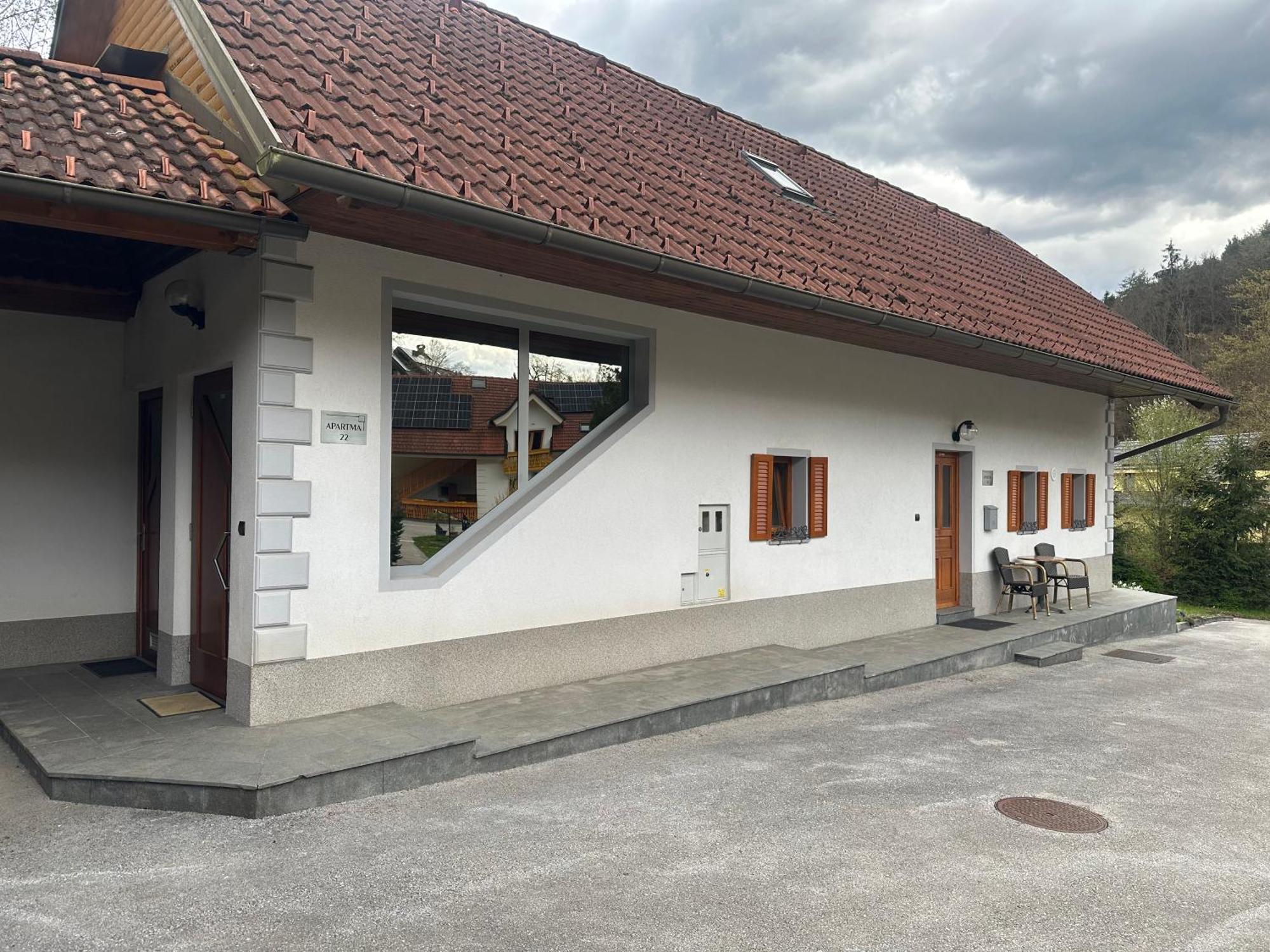 Domacija Vodnik & Apartments Cerklje na Gorenjskem Kültér fotó