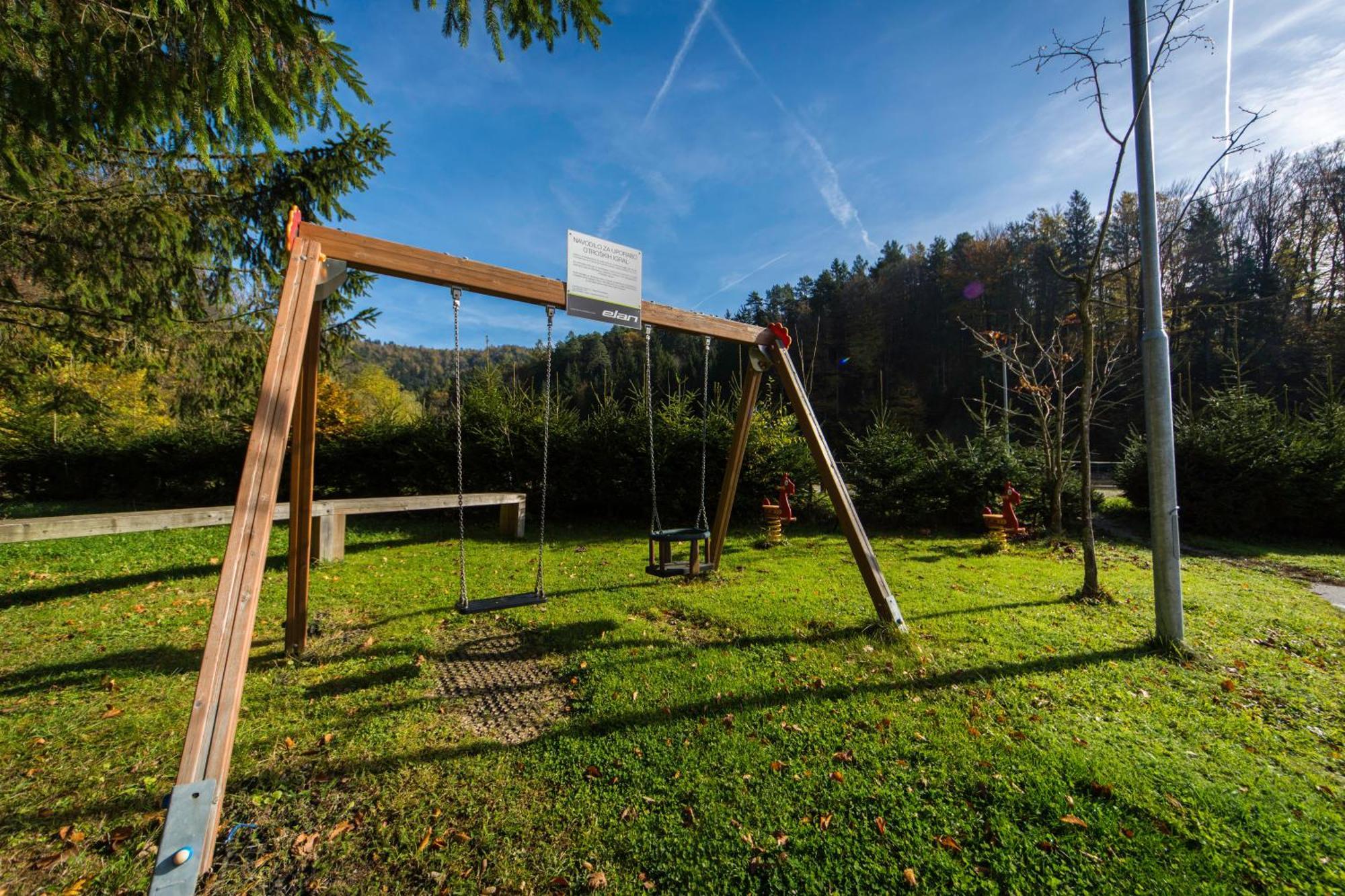 Domacija Vodnik & Apartments Cerklje na Gorenjskem Kültér fotó
