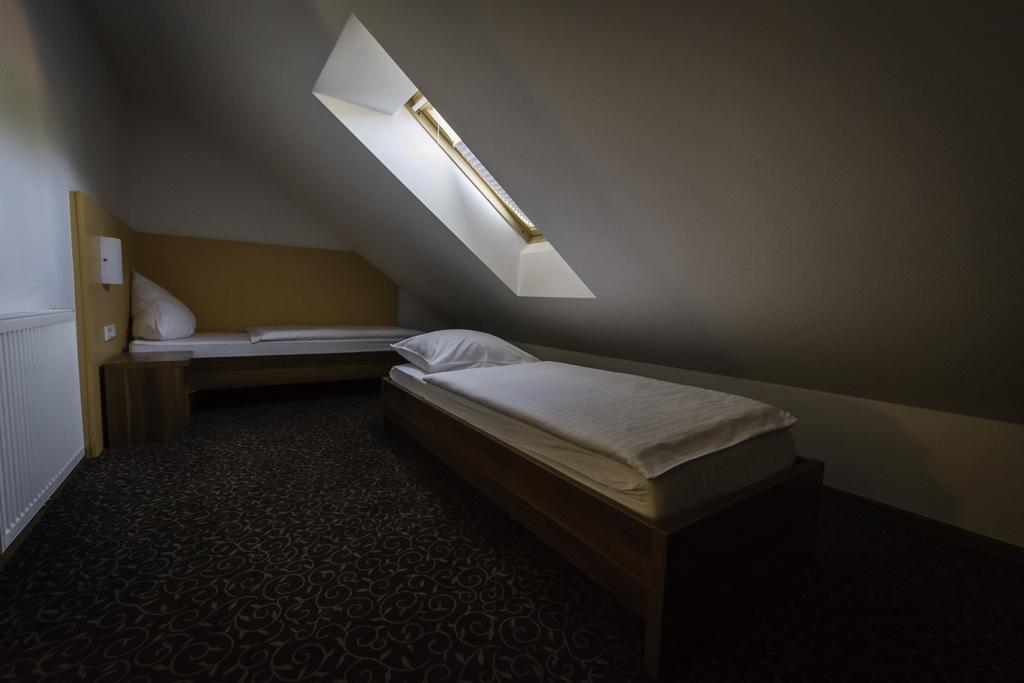 Domacija Vodnik & Apartments Cerklje na Gorenjskem Kültér fotó